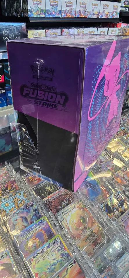 Pokemon - Sword & Shield: Fusion Strike - Elite Trainer Box
