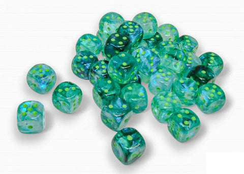 Chessex - 36D6 - Borealis - Kelp/Light Green Luminary